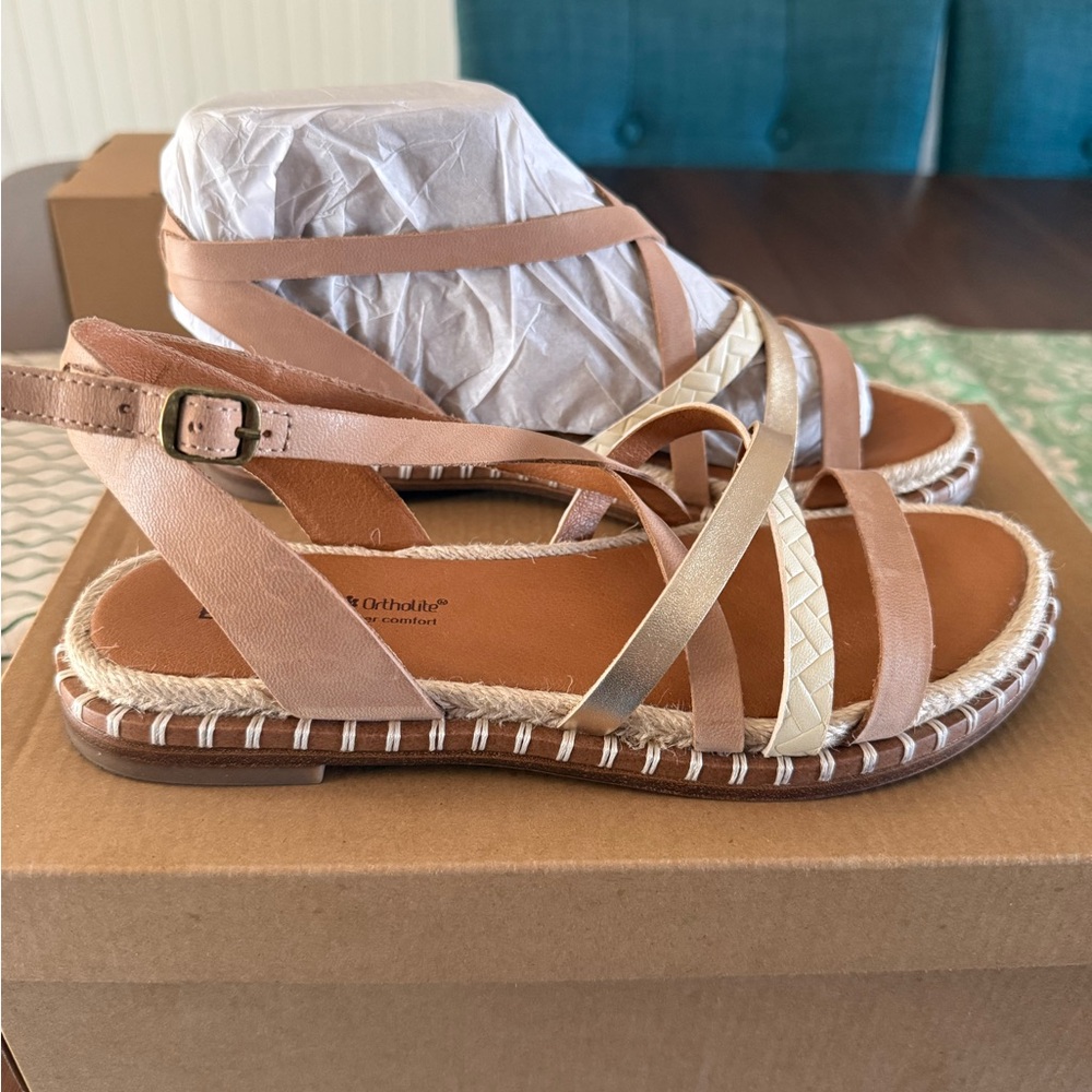 Lucky Brand Multi-Strap Leather Sandals in Tan and Gold
